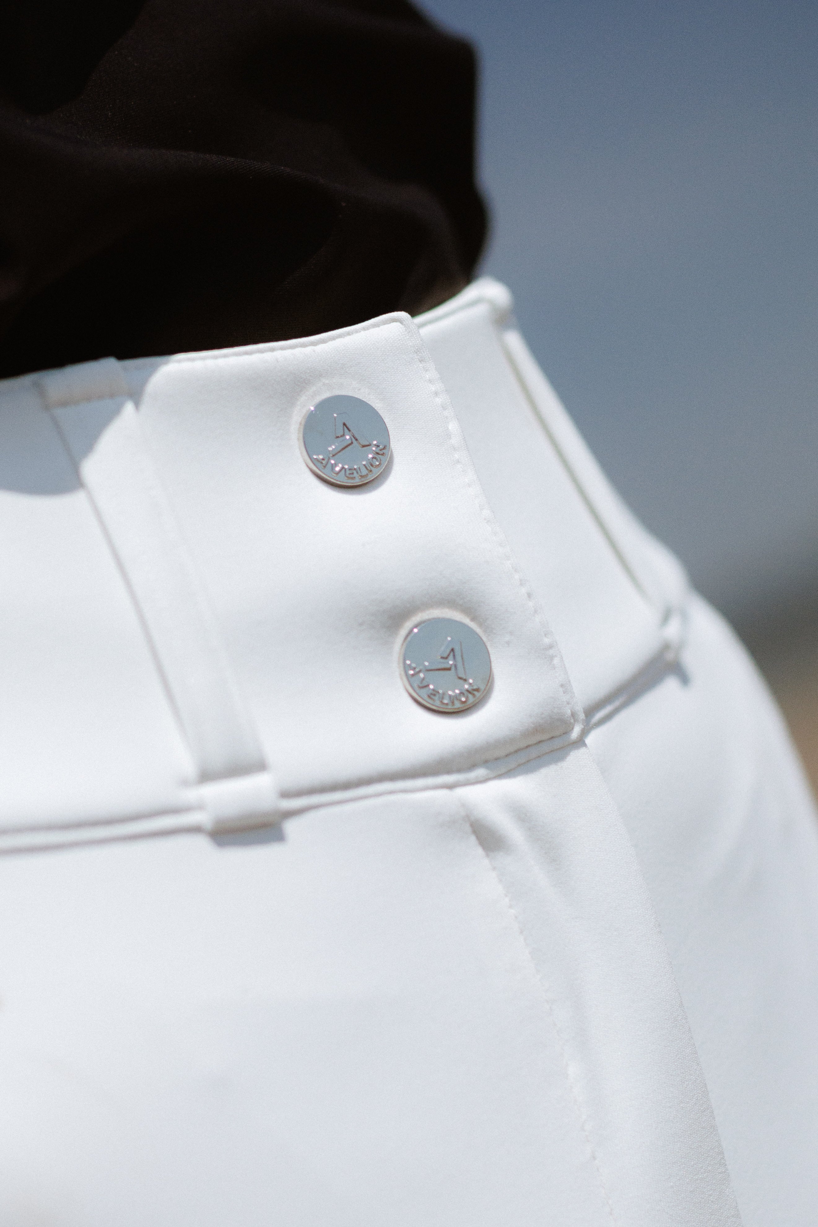 Signature High-Waist Breeches